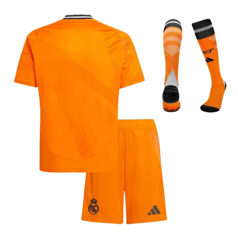 MAILLOT KIT ENFANT REAL MADRID VINICIUS JR EXTERIEUR