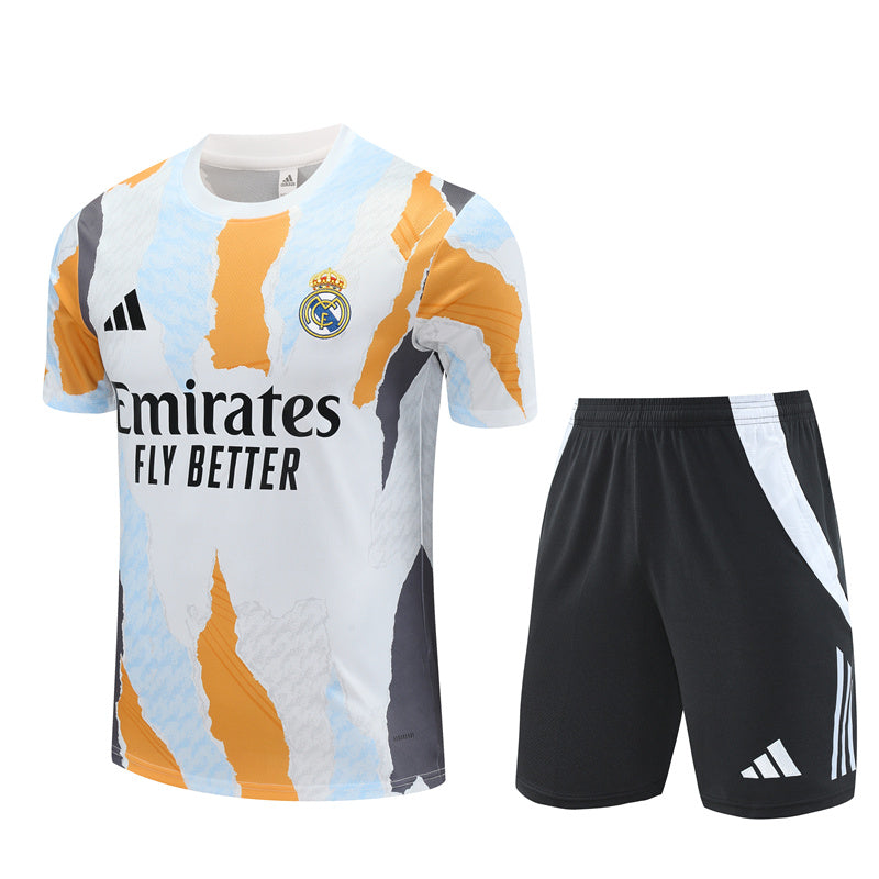 MAILLOT TRAINING REAL MADRID BLANC HOMME 2024/2025
REAL MADRID CF
